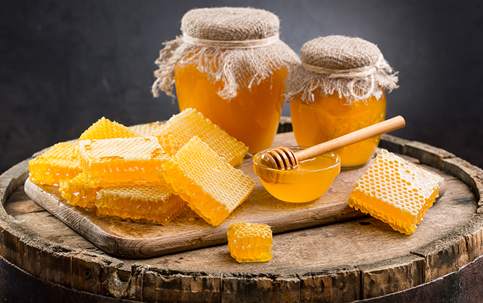 فوائد العسل للرجال والنساء